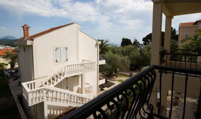 Apartments & Rooms M Petrovac Rom bilde